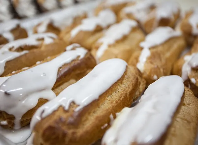 Pastelería Dieste pastelillos con crema 12
